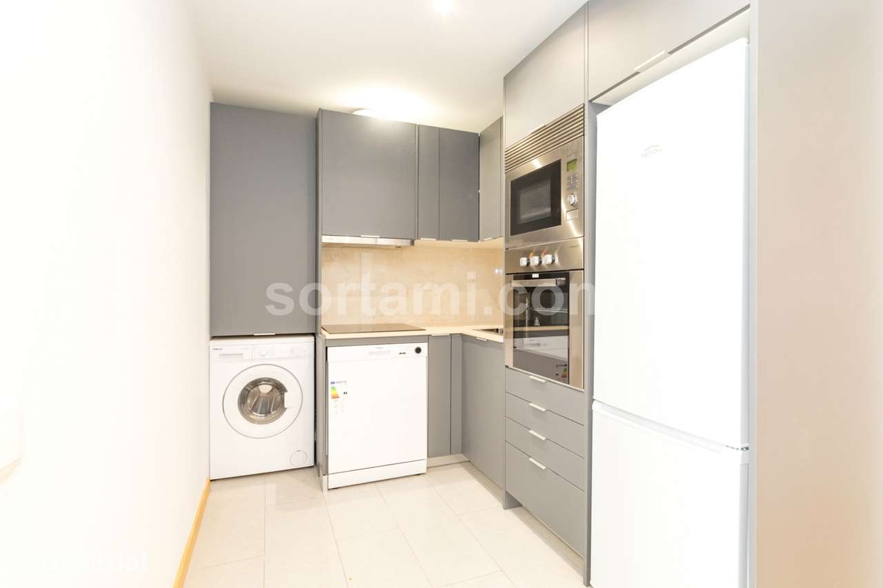 Apartamento T1+1 Venda em Quarteira,Loulé - Grande imagem: 3/13