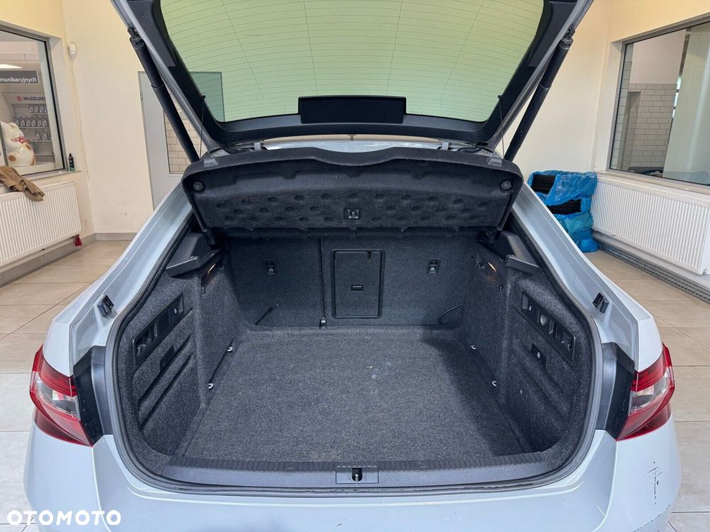 Skoda Superb 2.0 TSI Sportline DSG - 28