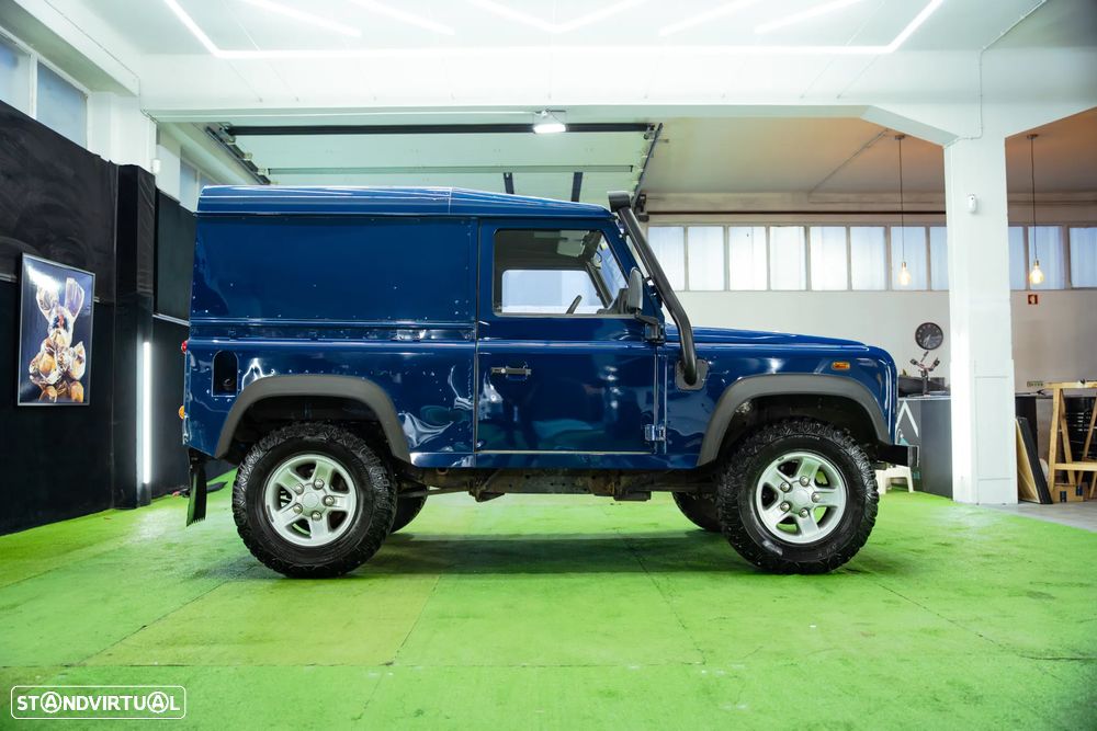 Land Rover Defender 90 2.5 TD5 Metal Top - 8