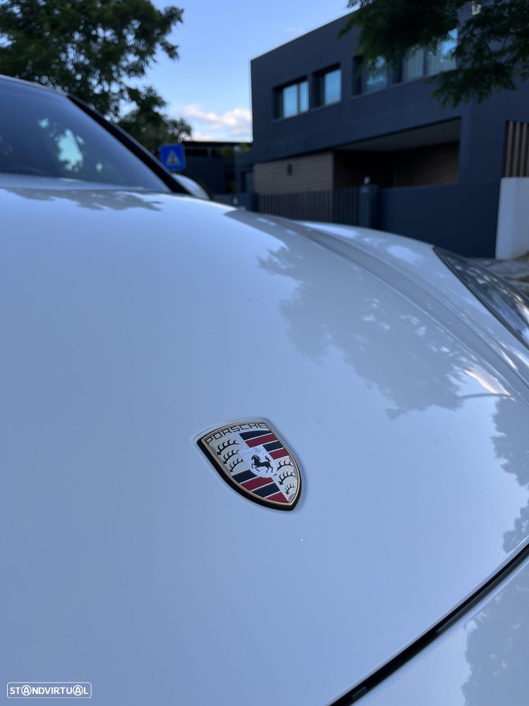 Porsche Cayenne - 16