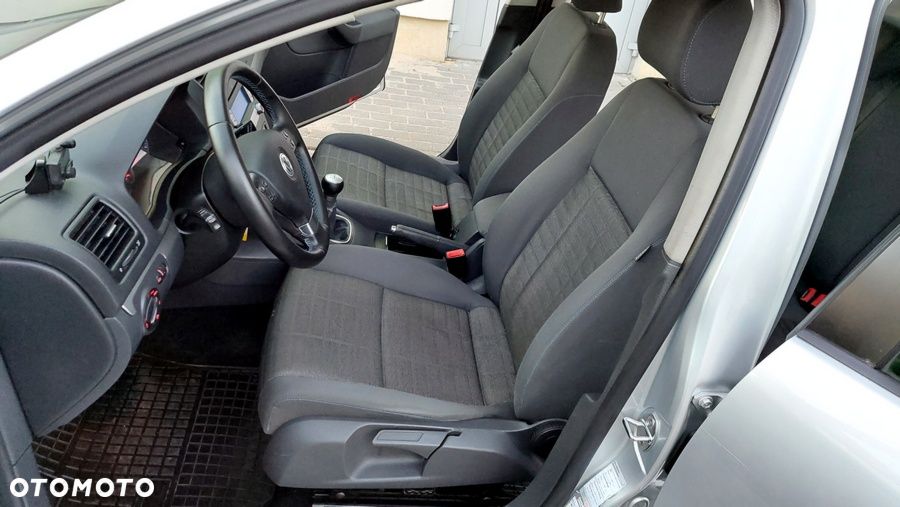 Volkswagen Golf 1.6 Tour Edition - 19