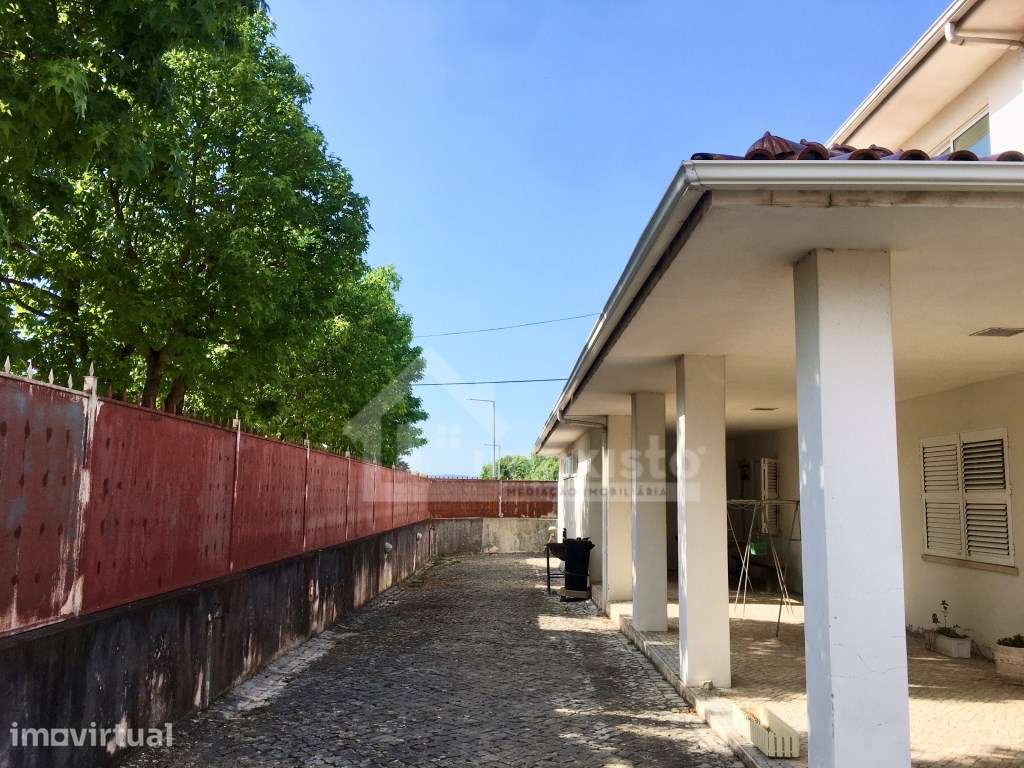 Moradia T6 pronta a habitar com piscina em Lousã - Grande imagem: 4/54