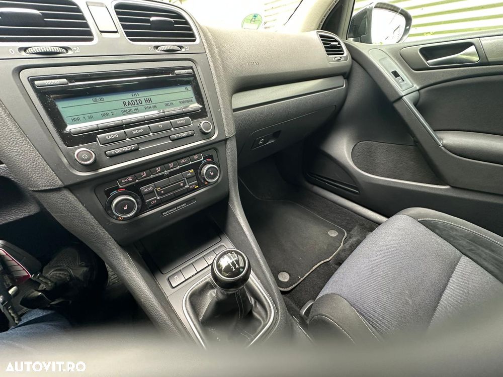Volkswagen Golf - 3