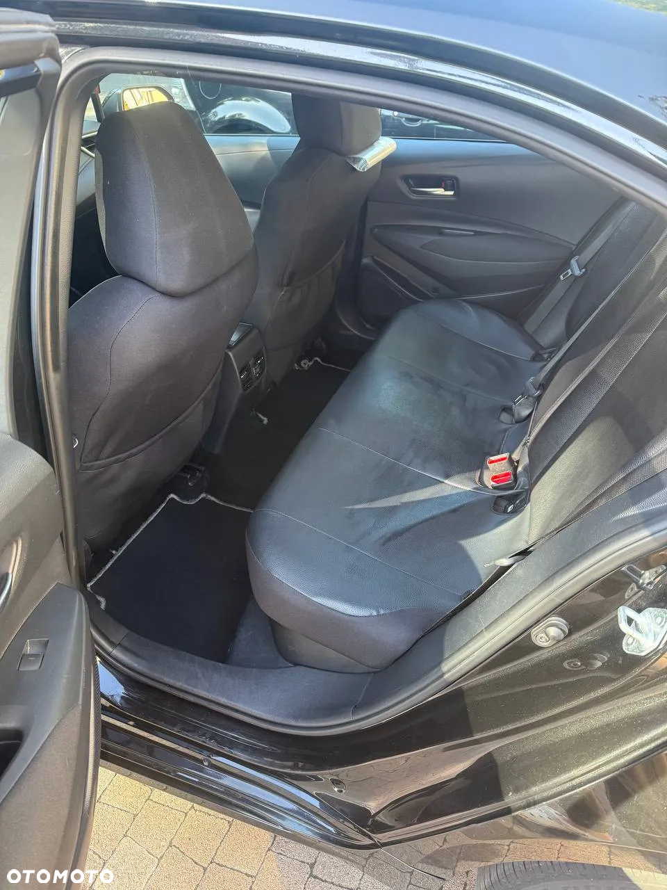 Toyota Corolla 1.8 Hybrid Comfort - 6