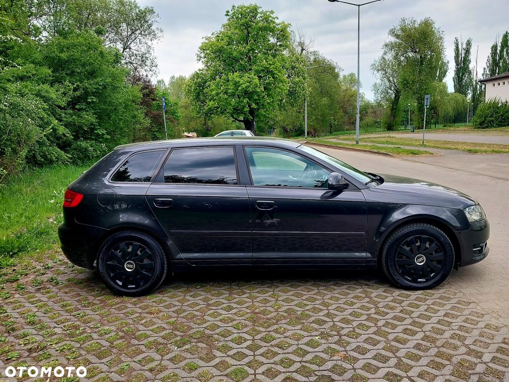 Audi A3 Sportback - 6