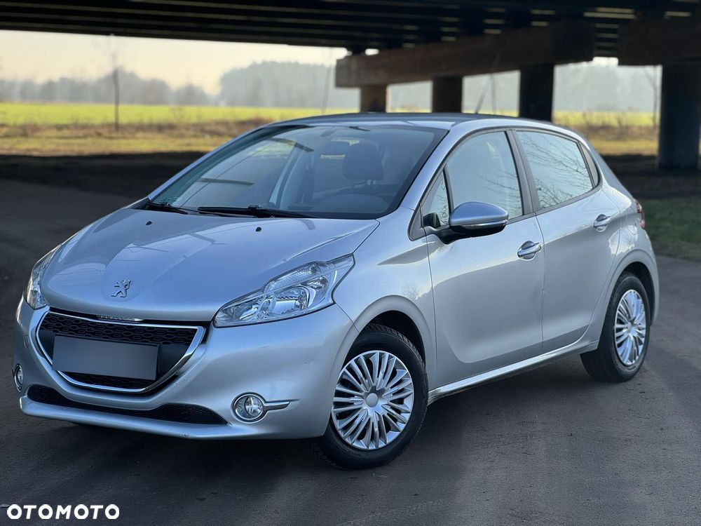 Peugeot 208 1.2 PureTech Allure - 1