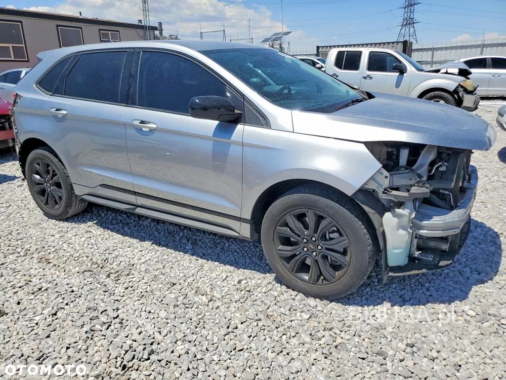Ford Edge - 1
