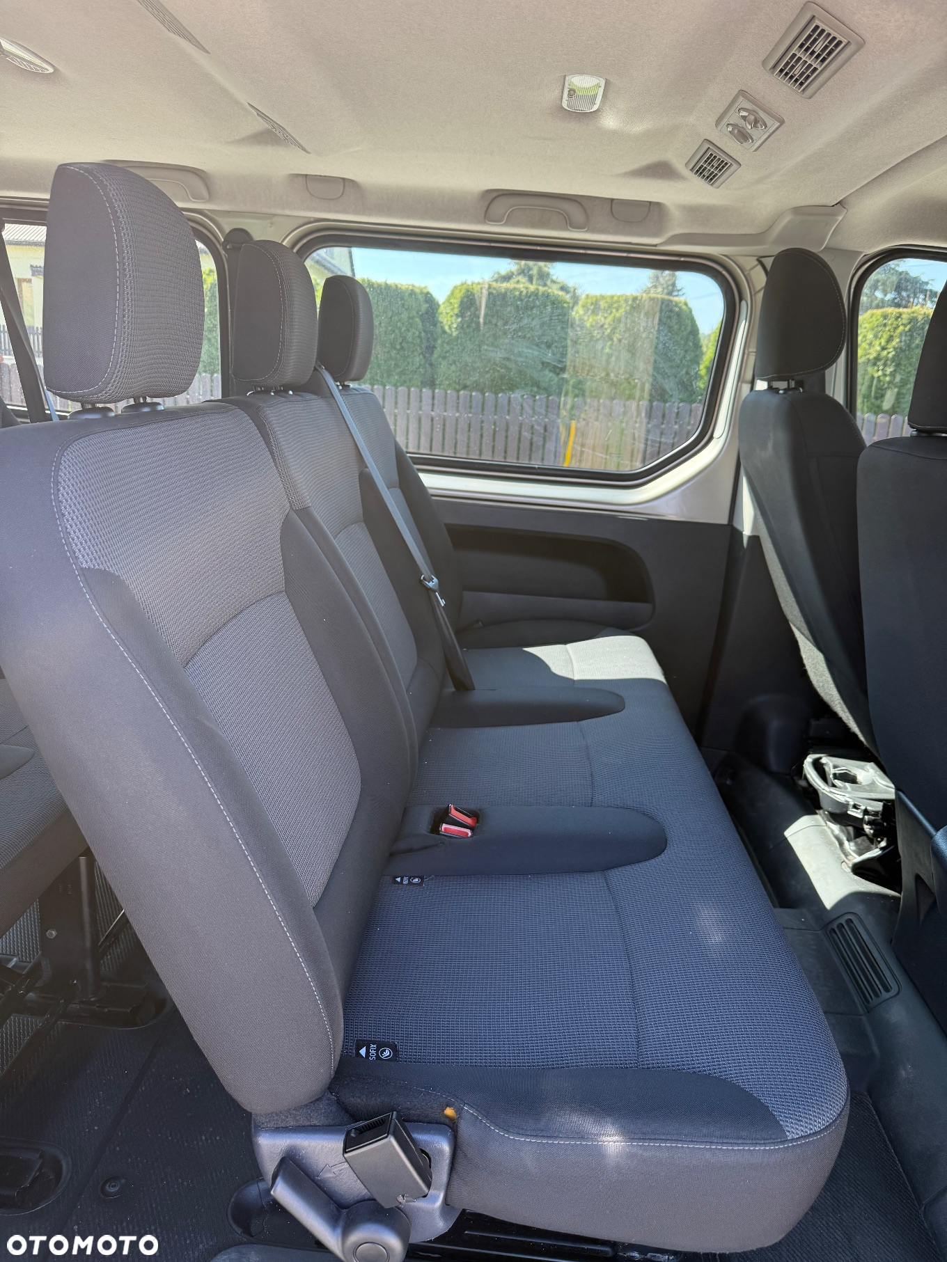 Renault Trafic SpaceClass 2.0 dCi - 18