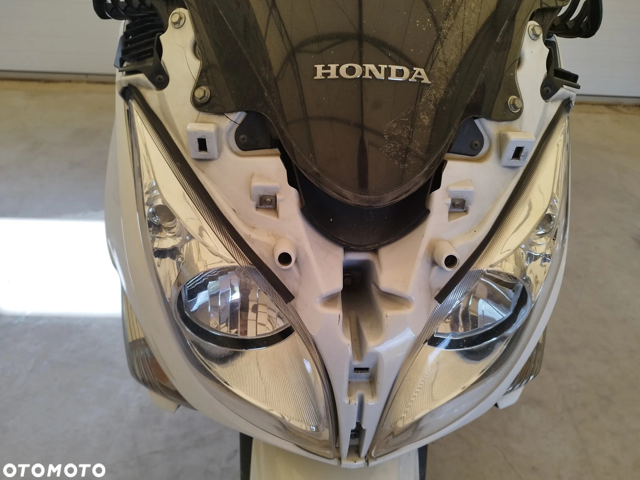Honda SW-T400 - 11
