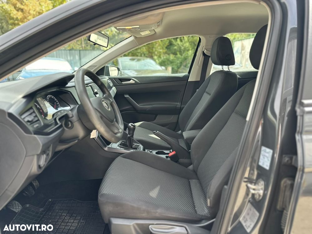 Volkswagen Polo - 12
