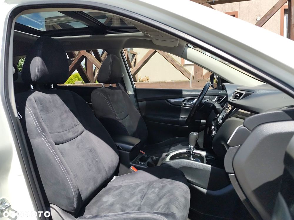 Nissan X-Trail 2.0 dCi Xtronic N-Vision - 12