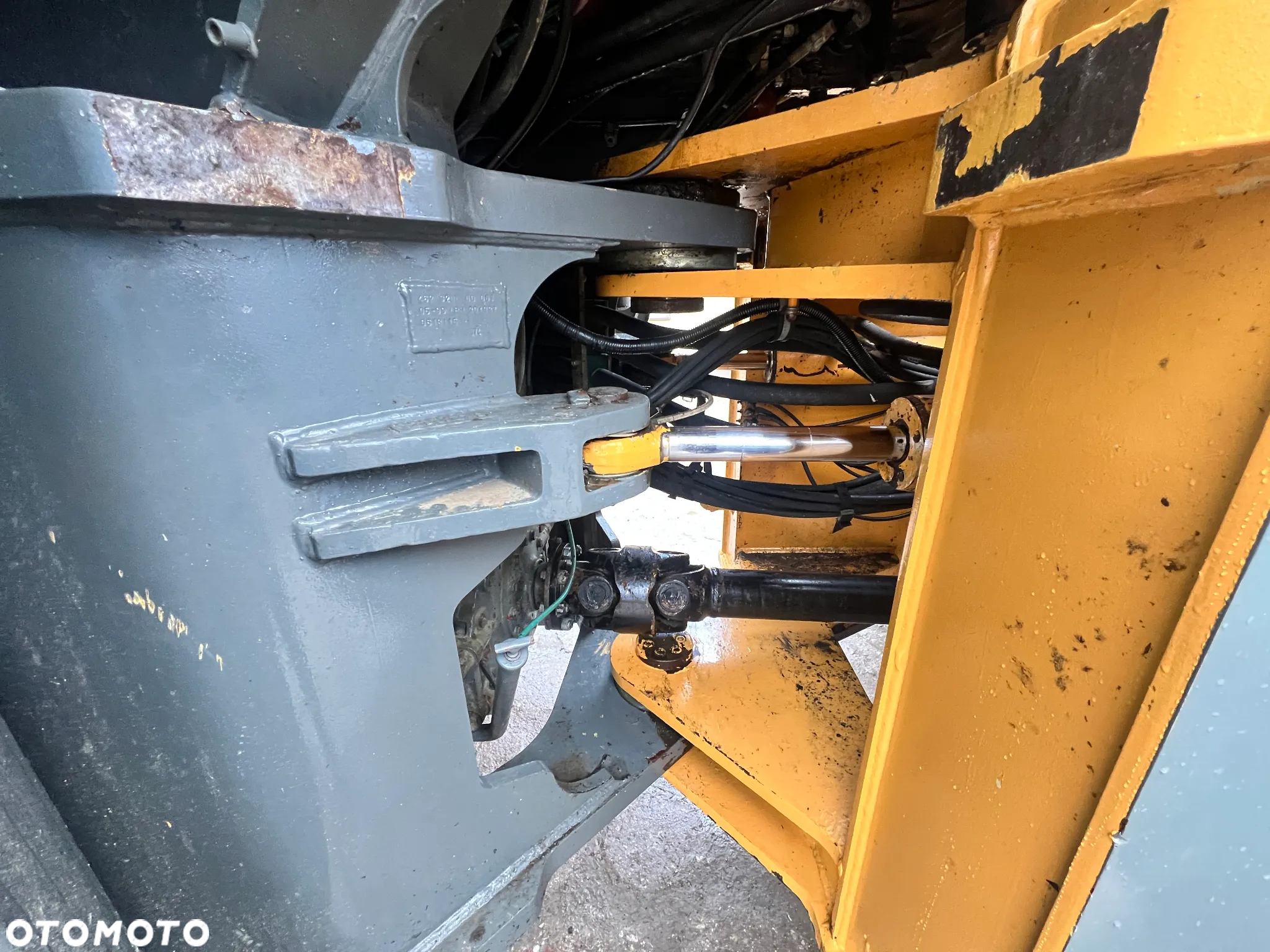 Liebherr ładowarka kołowa L564 Nowe Opony, Gotowa do pracy, 4m3, wytulejowana. KLIMA - 10