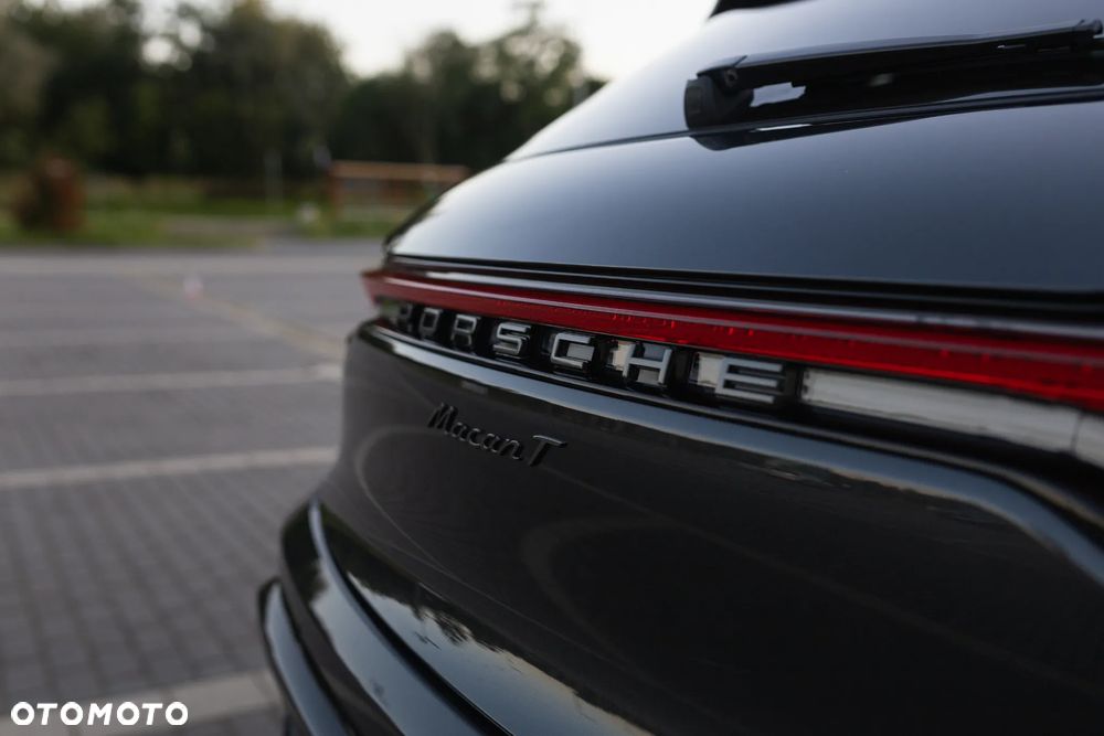 Porsche Macan T - 8
