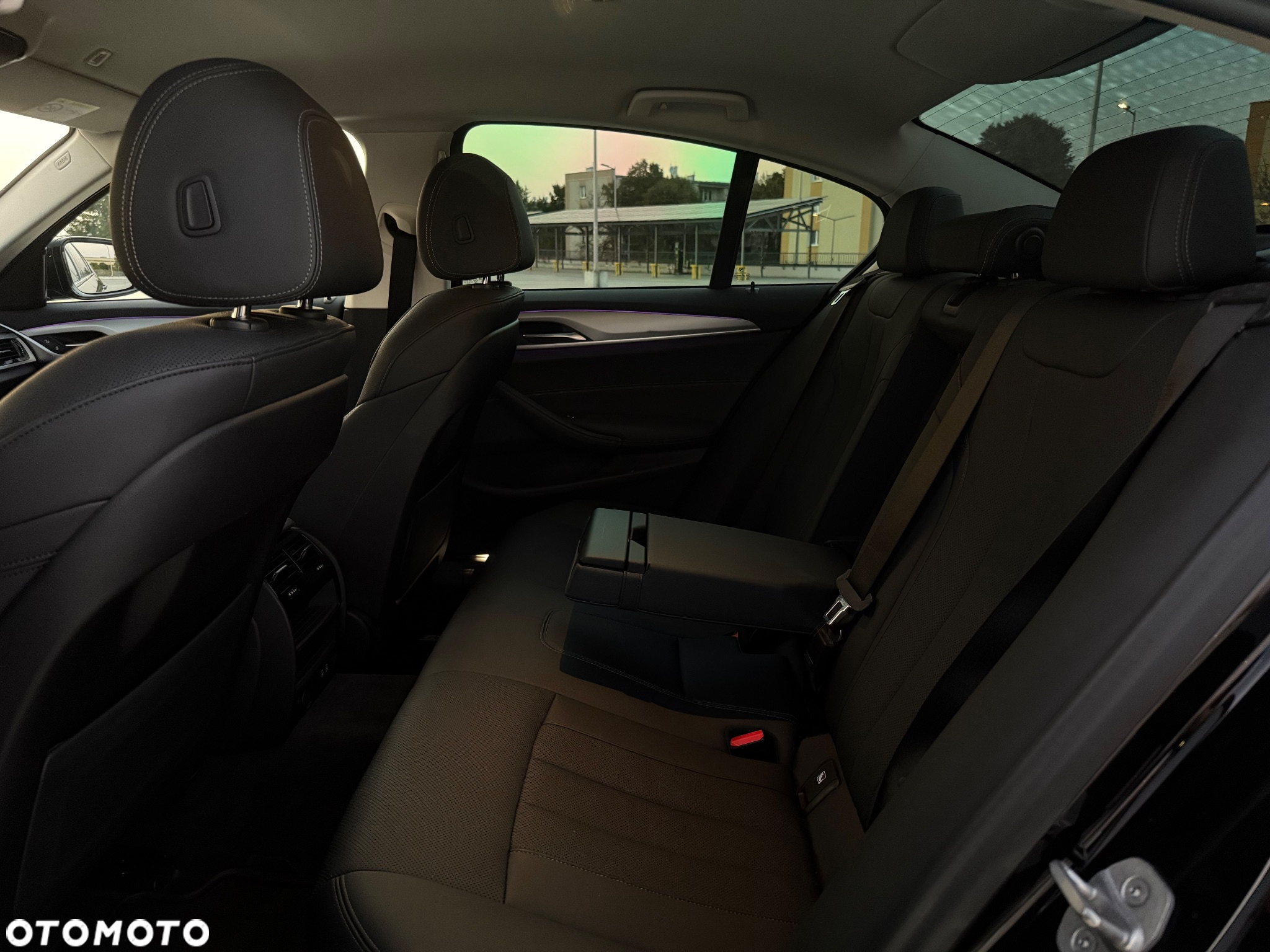 BMW Seria 5 530e xDrive - 23