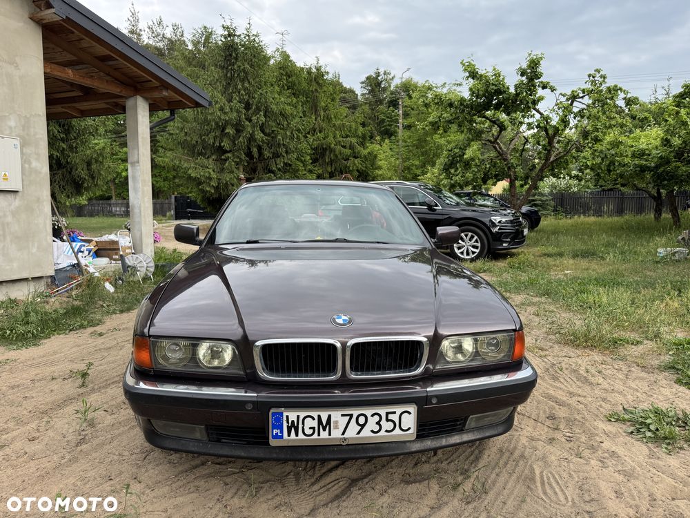 BMW Seria 7 - 2