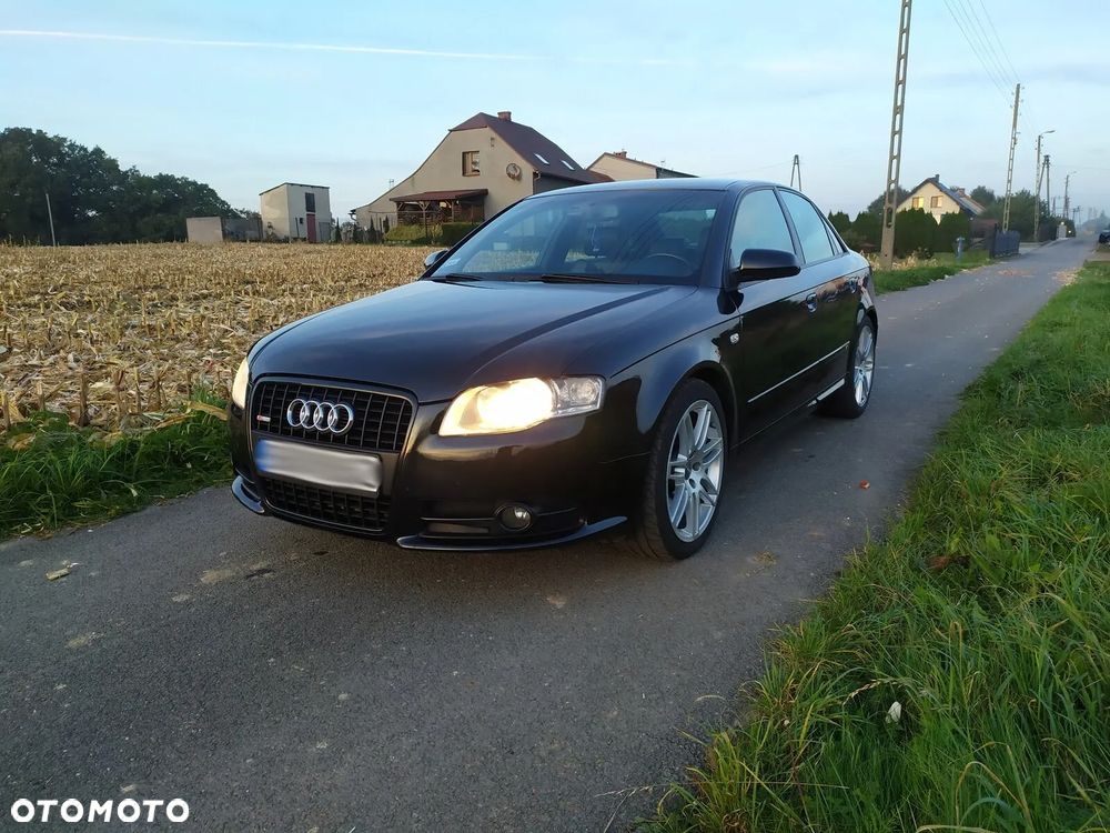Audi A4 - 1