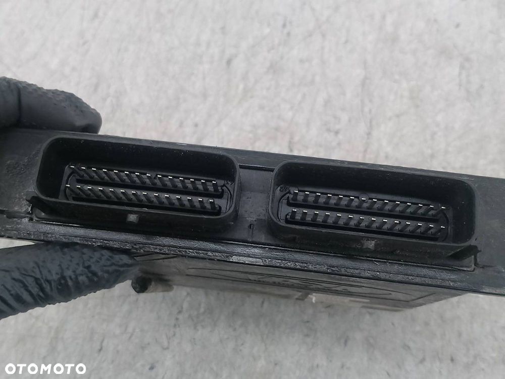 KOMPUTER GAZU OPEL MERIVA A 67R-010098 1.6 16V - 5