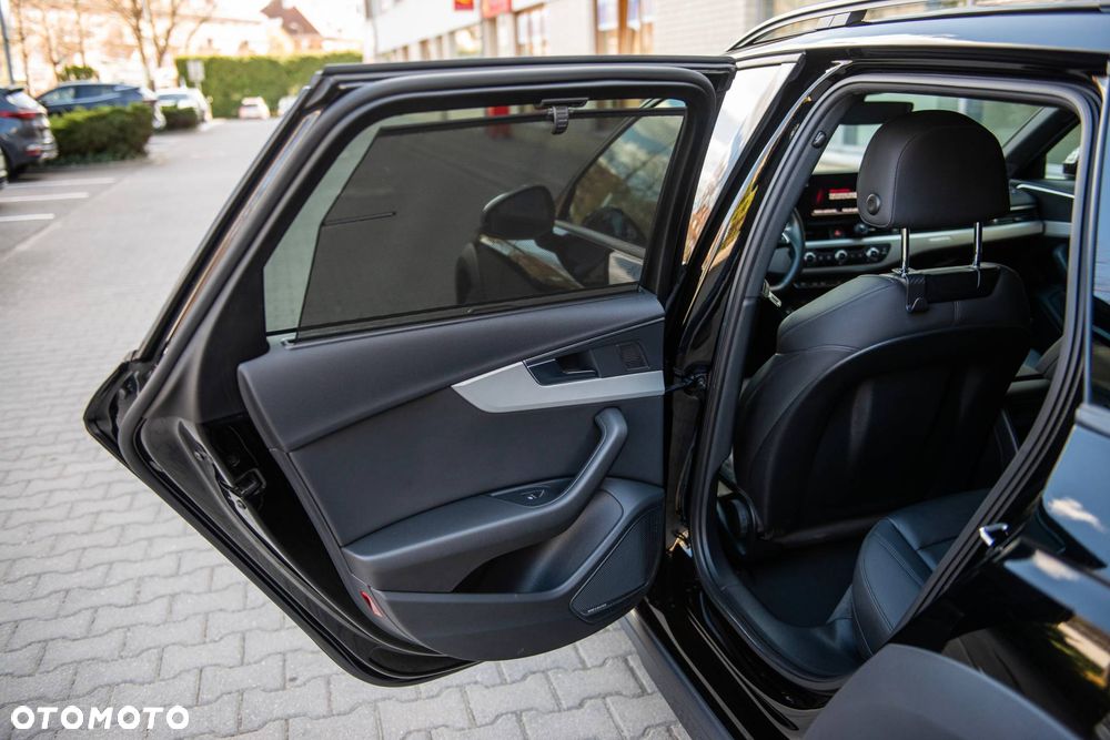 Audi A4 Allroad - 19