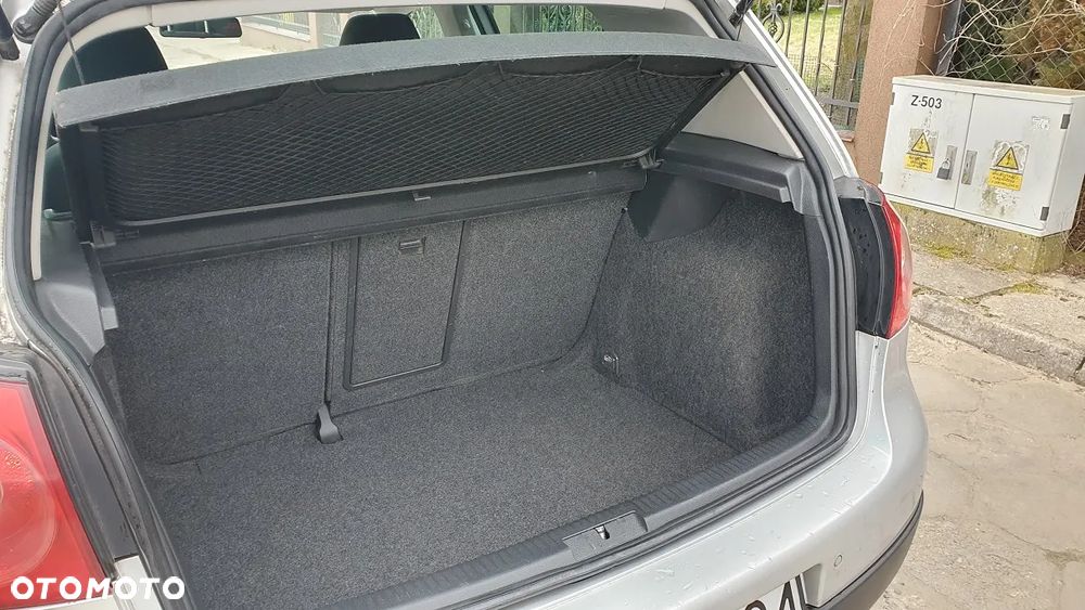 Volkswagen Golf 1.9 TDI DPF Goal - 15