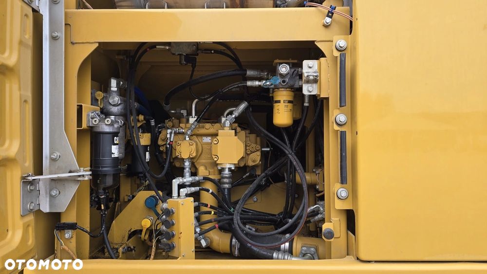 Caterpillar 320 FL tok 2017 kamery 360 stan wzorowy klepka 700mm koparka gąsienicowa 22 tony 122kW - 16