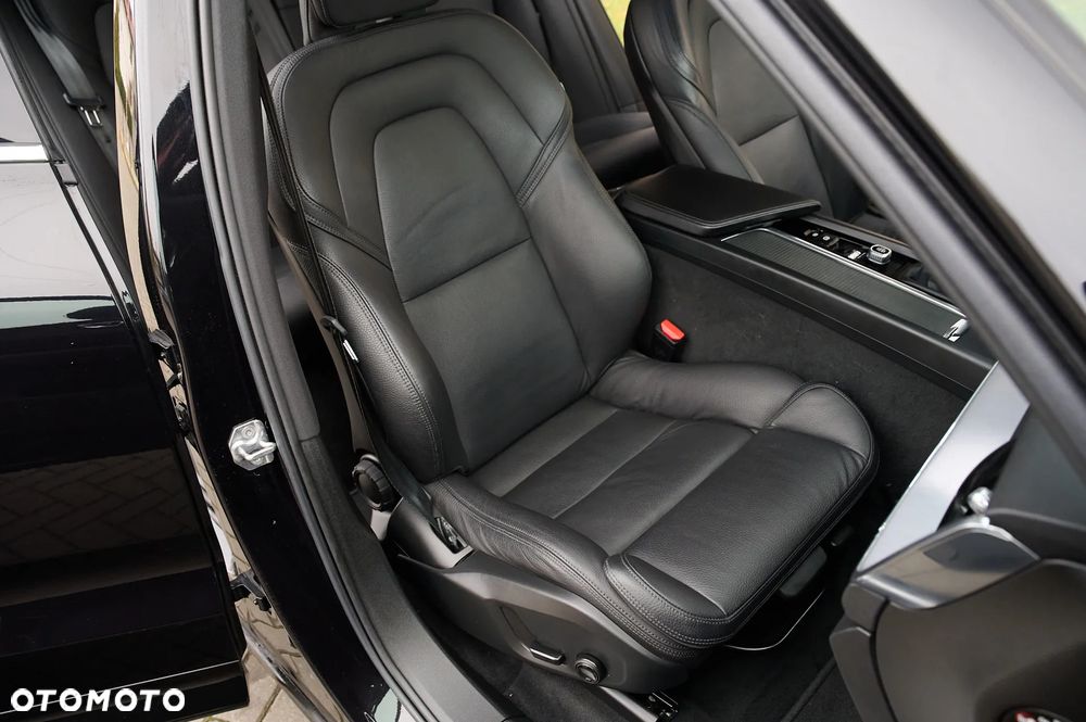 Volvo XC 60 D3 Momentum Pro - 30