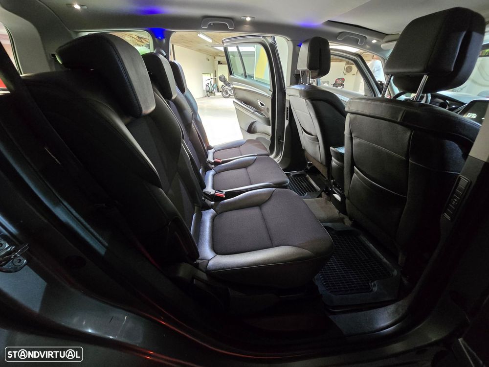 Renault Espace 1.6 dCi Zen - 12