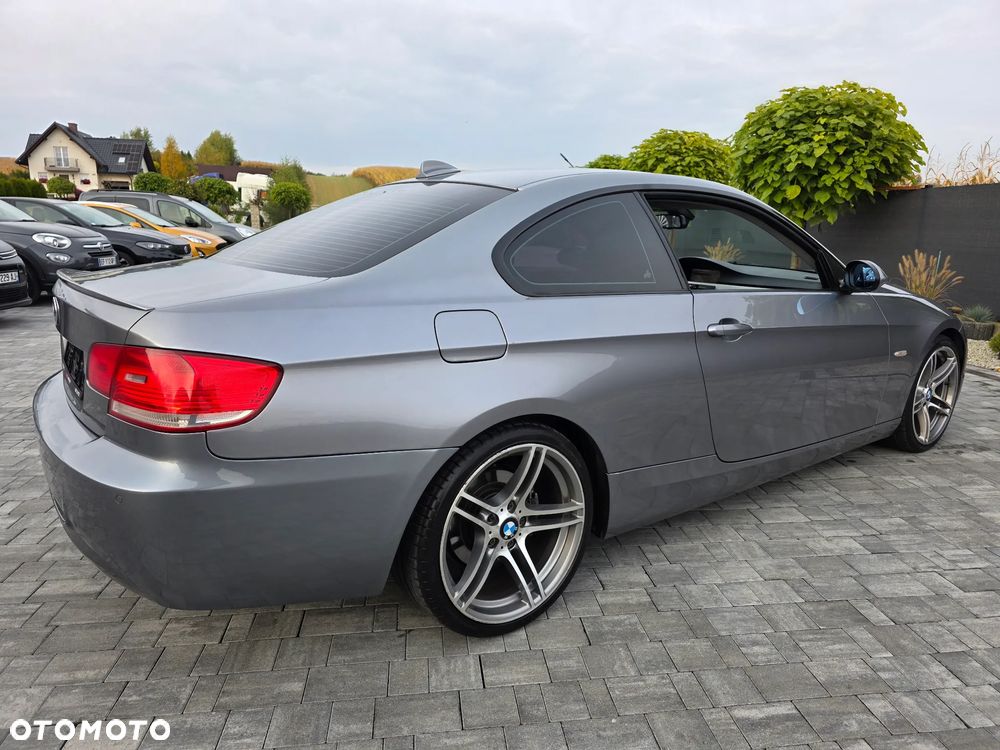 BMW Seria 3 325i - 19