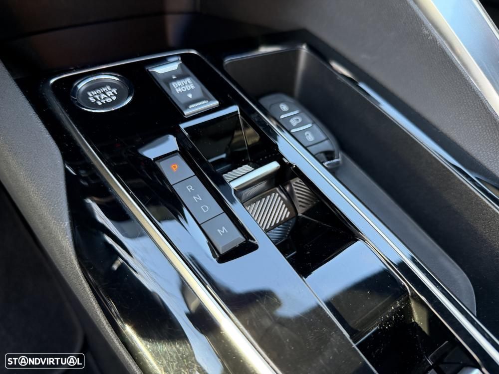 Peugeot 5008 1.2 Hybrid Allure Pack e-DCS6 - 19