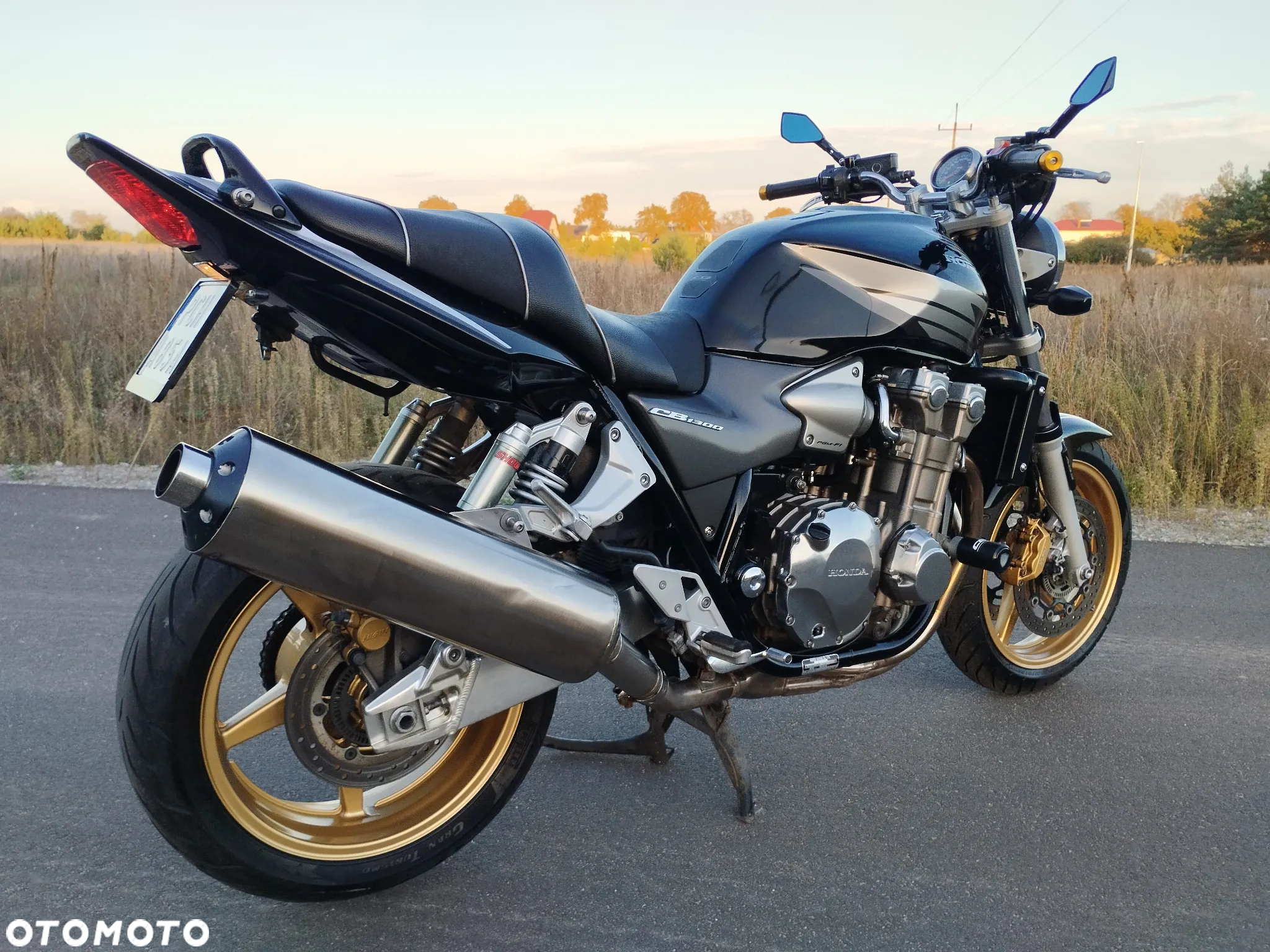Honda CB - 10