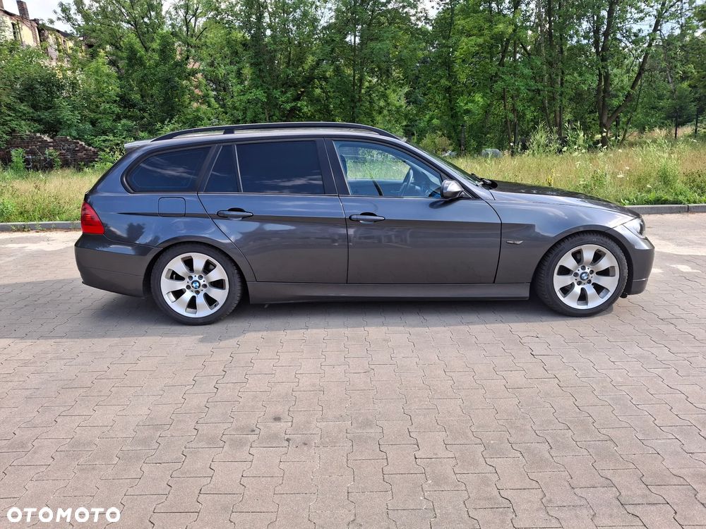BMW Seria 3 320i - 15