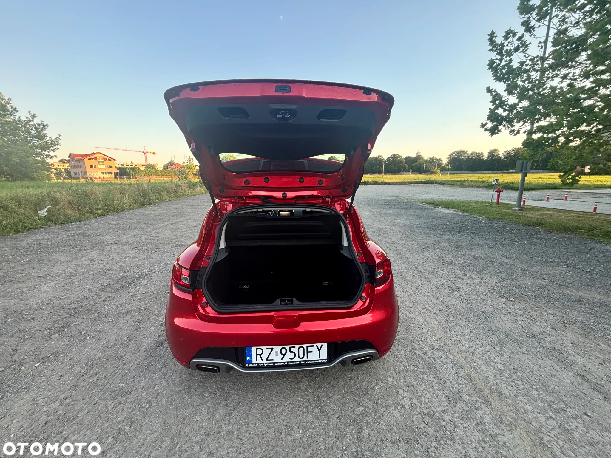 Renault Clio 1.6 R.S 200 EDC - 10