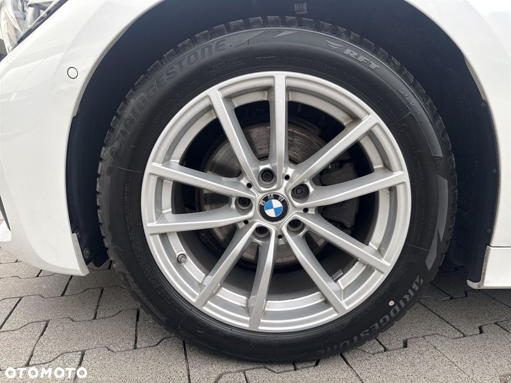 BMW Seria 3 320d xDrive - 6