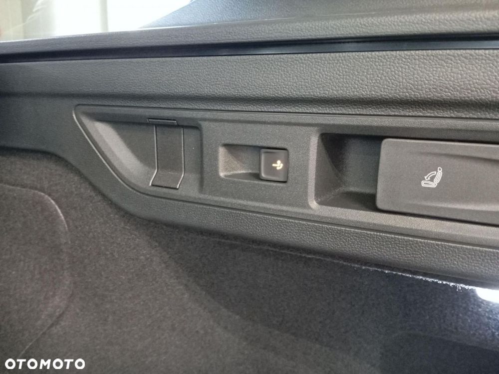 Volkswagen Passat - 20