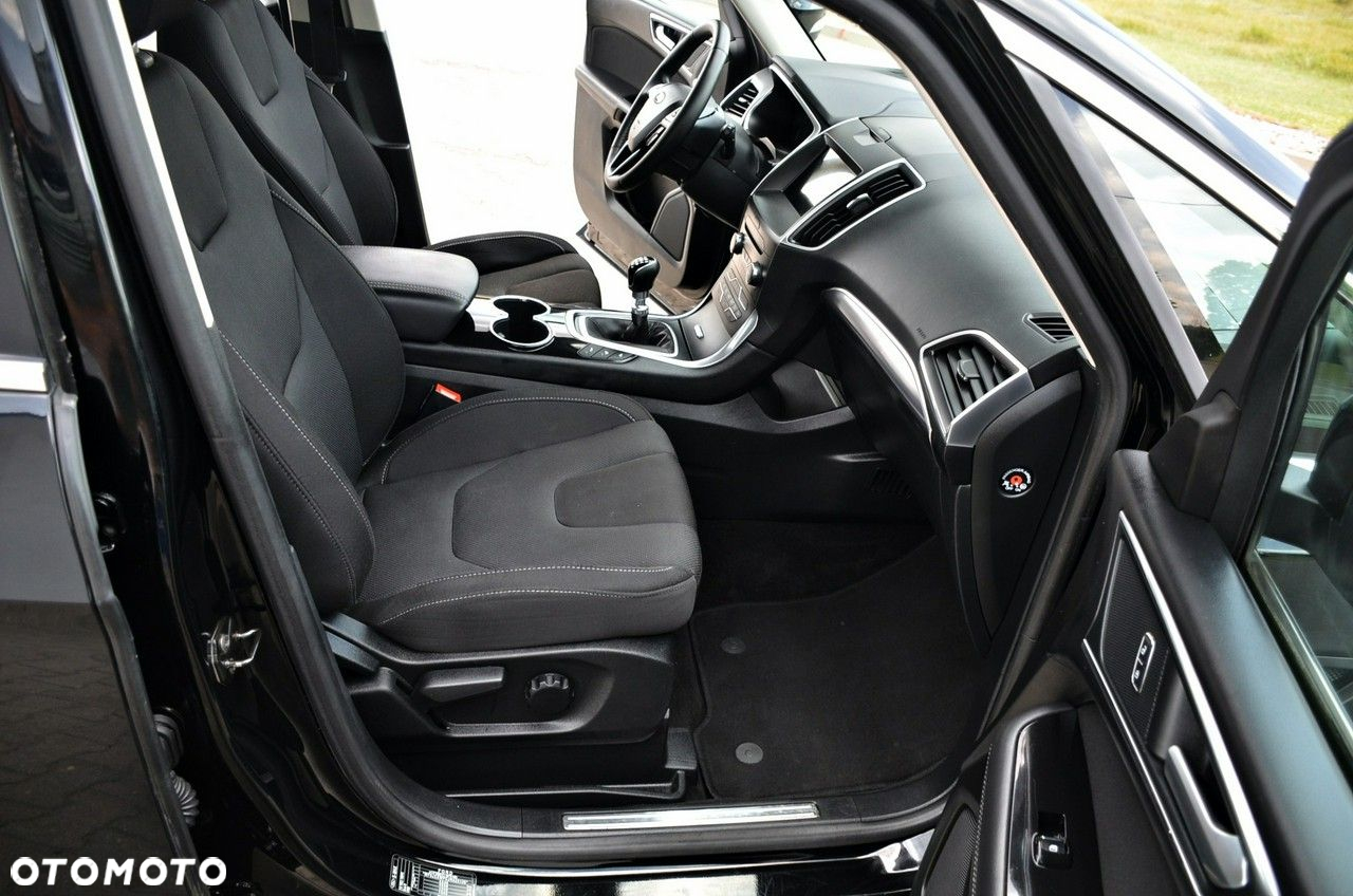 Ford S-Max - 23