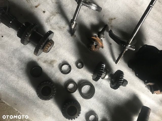 Skrzynia Manitou - Części Com-T4-2012 - 4