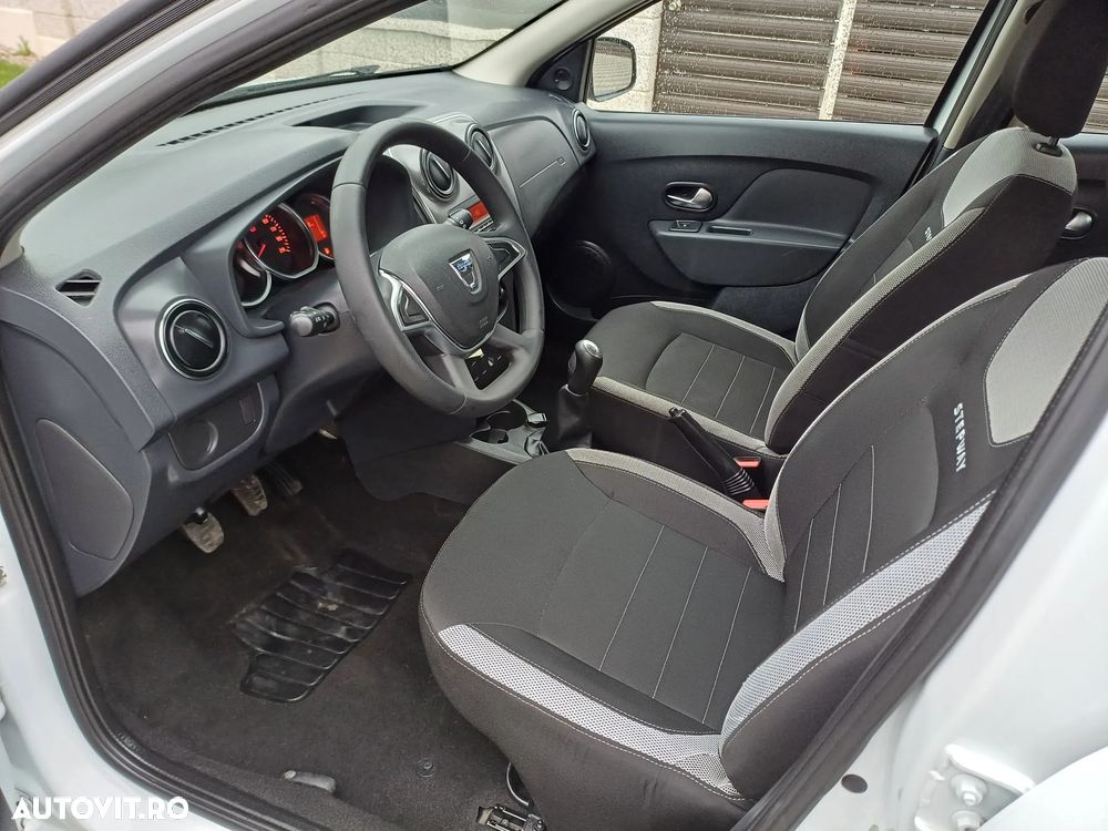 Dacia Sandero Stepway Blue dCi 95 Prestige - 6