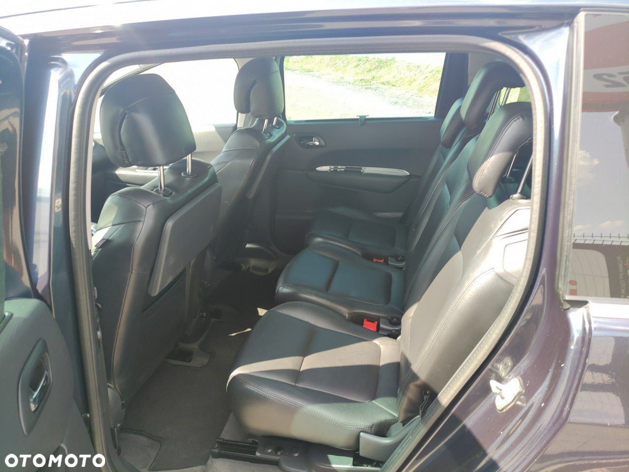 Peugeot 5008 - 21
