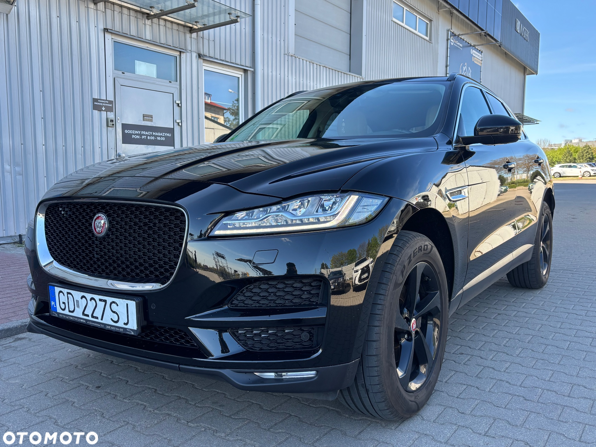 Jaguar E-Pace - 3