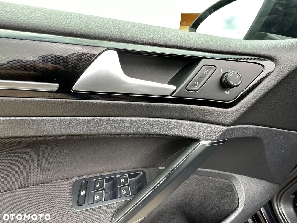 Volkswagen Golf VII 1.4 TSI BMT Highline - 28