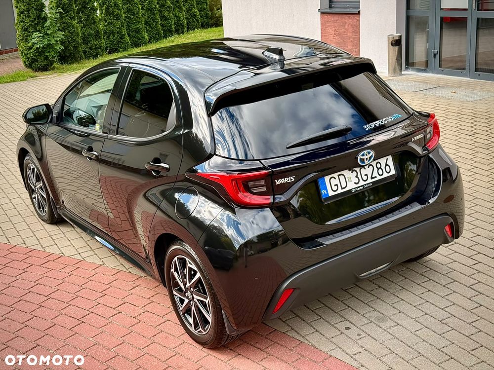 Toyota Yaris - 12