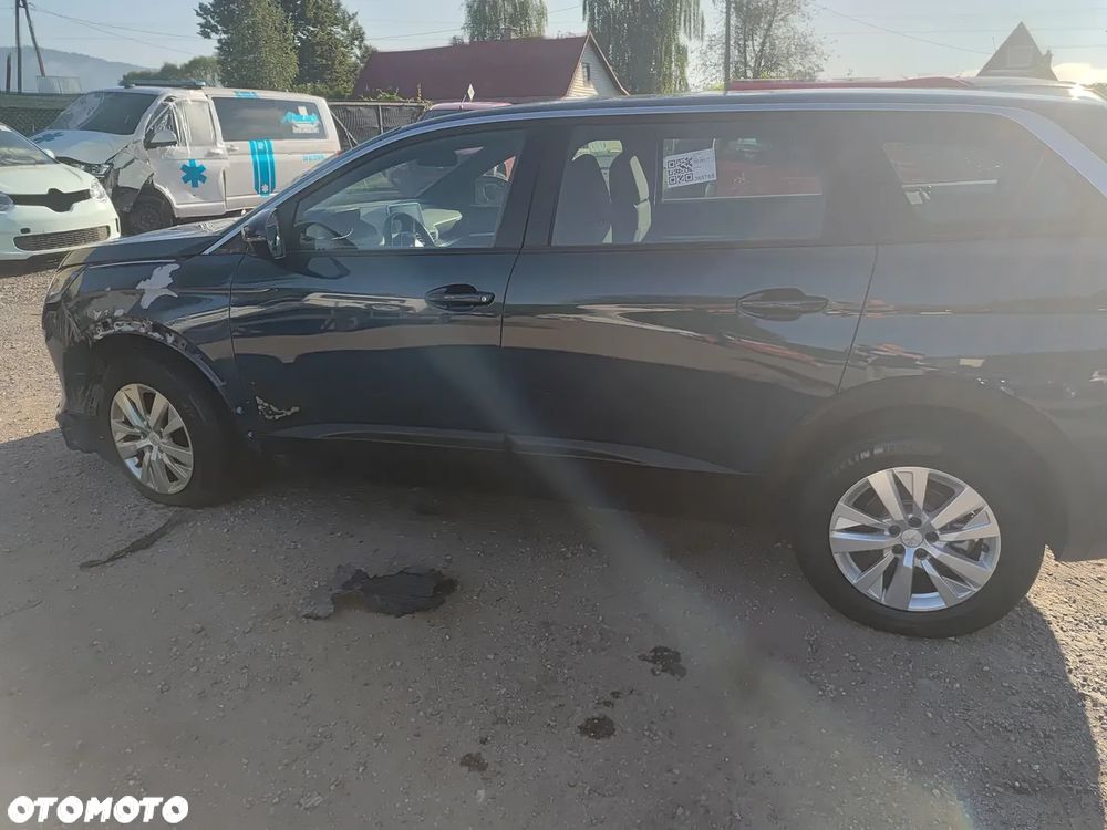 Peugeot 5008 1.2 PureTech Active S&S EAT8 - 25