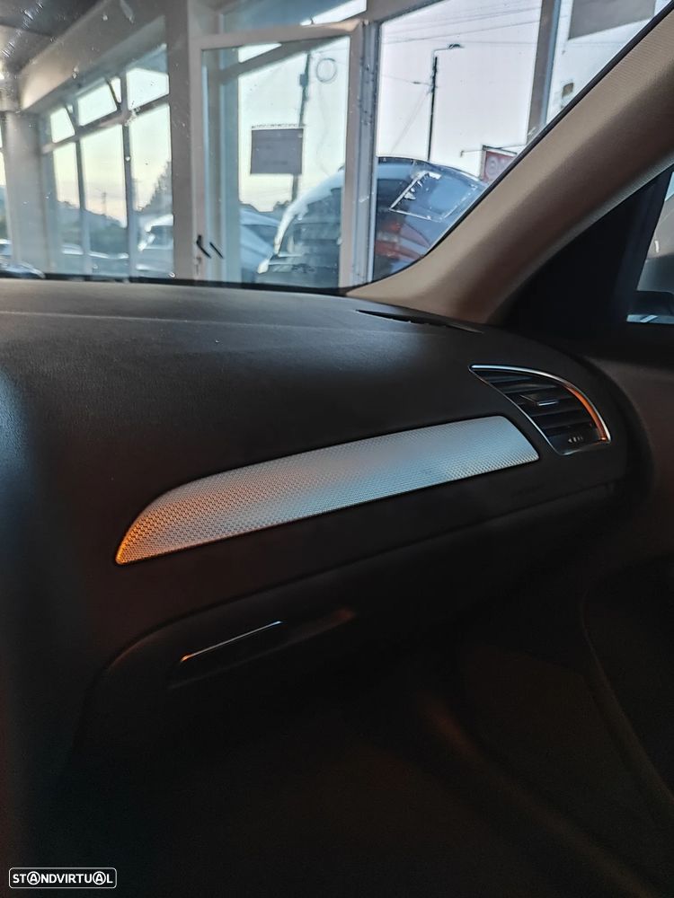 Audi A4 Avant 2.0 TDi S Edition S-line - 32