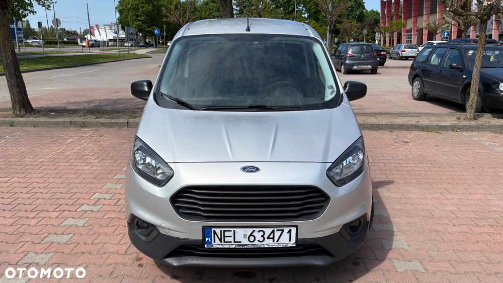 Ford Courier - 9
