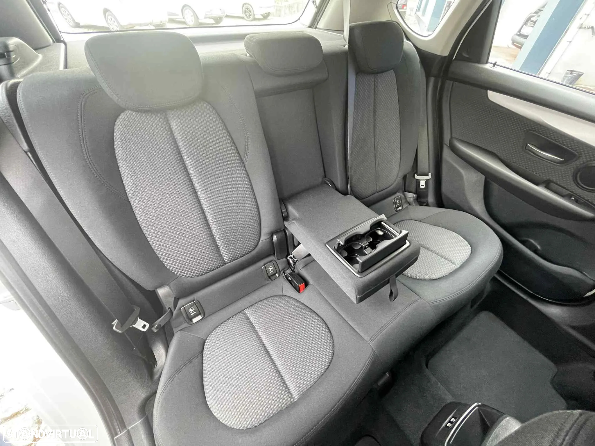 BMW 216 Active Tourer d Corporate Edition - 27