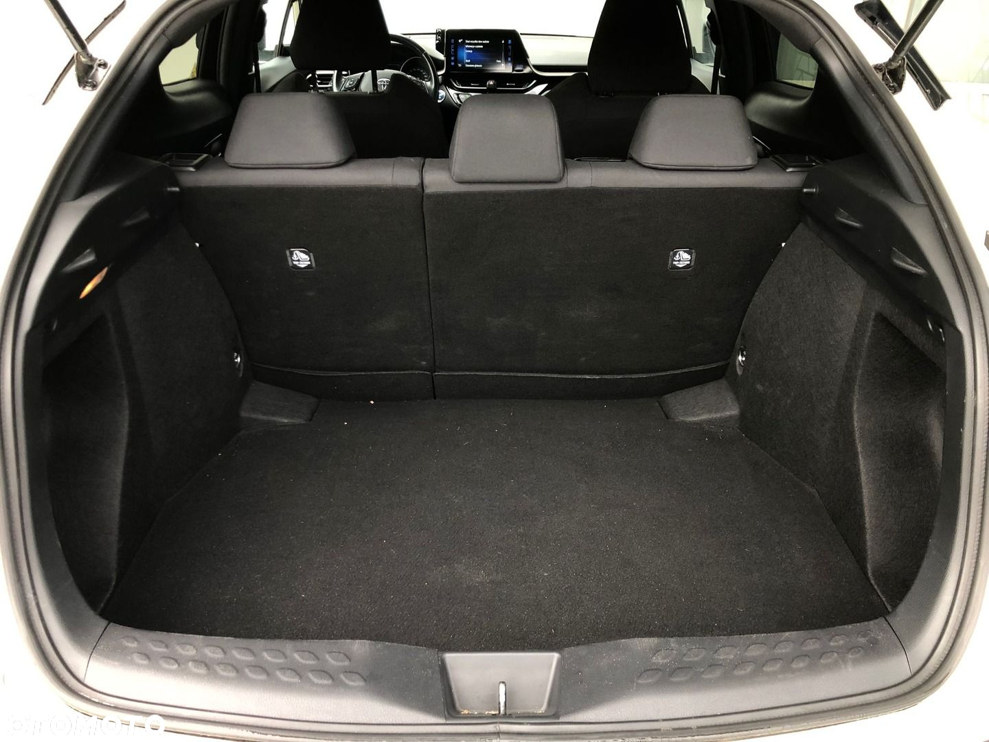 Toyota C-HR 1.8 Hybrid Prestige - 26