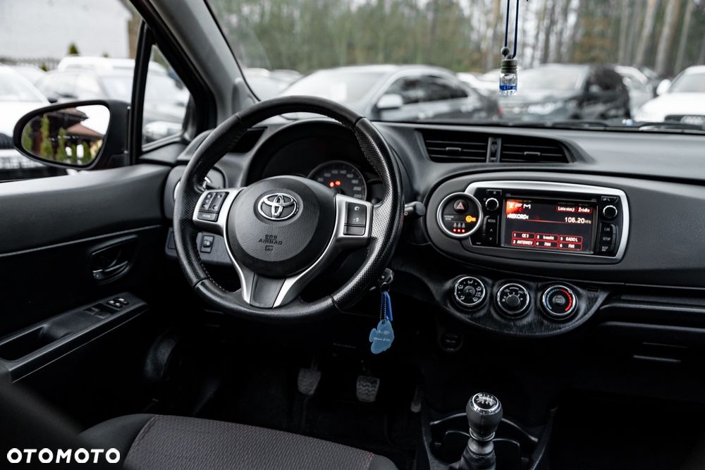 Toyota Yaris 1.33 Dynamic - 26