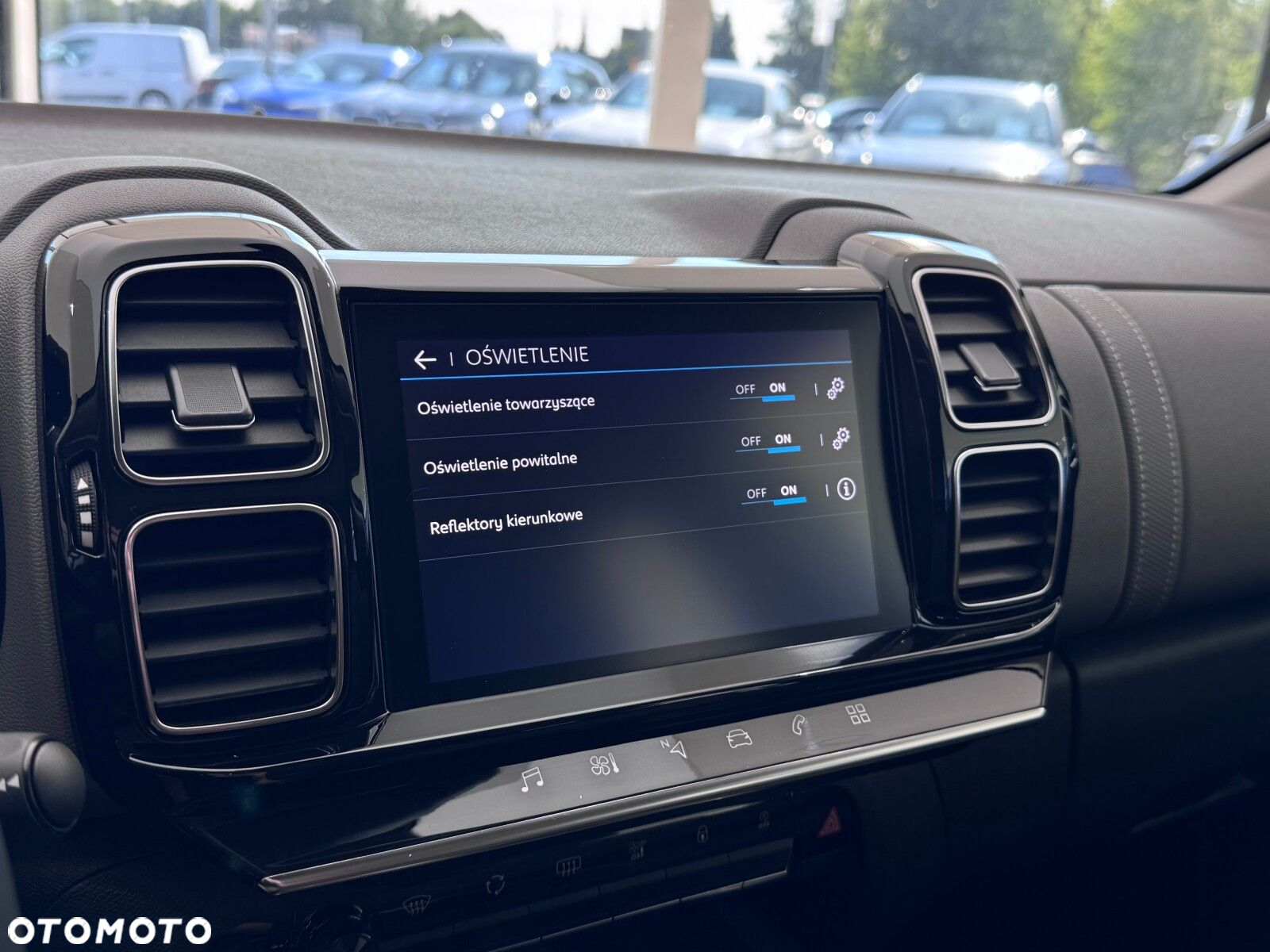 Citroën C5 Aircross 1.2 PureTech Live EAT8 - 32