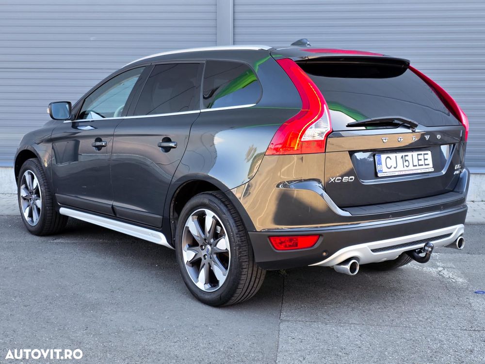 Volvo XC 60 D5 AWD Aut. Summum - 4