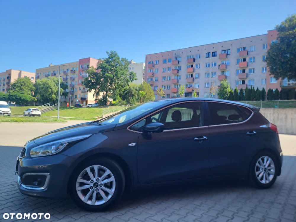 Kia Ceed 1.4 CVVT ISG Dream-Team Edition - 18