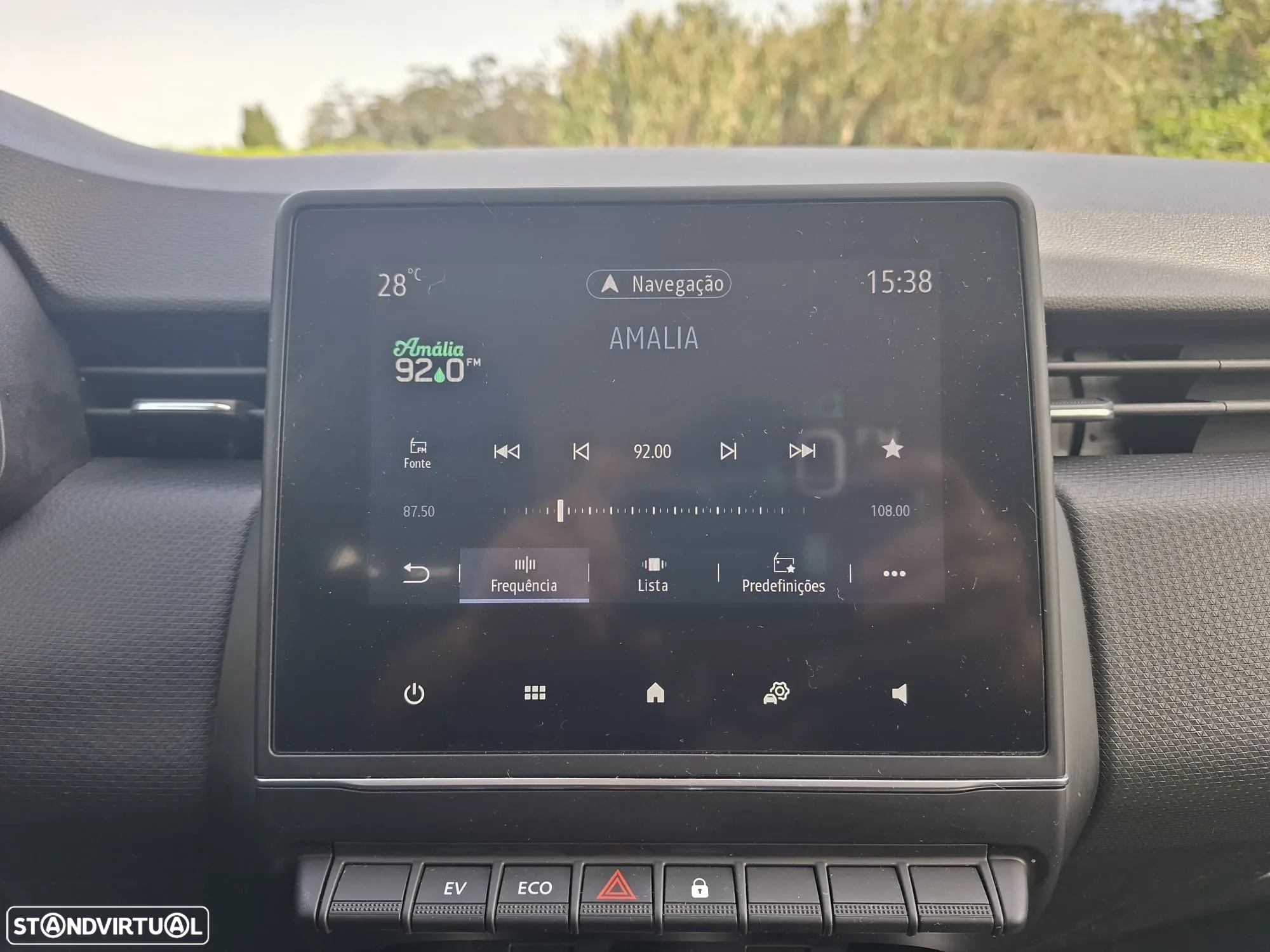 Renault Clio 1.6 E-Tech Edition One - 17